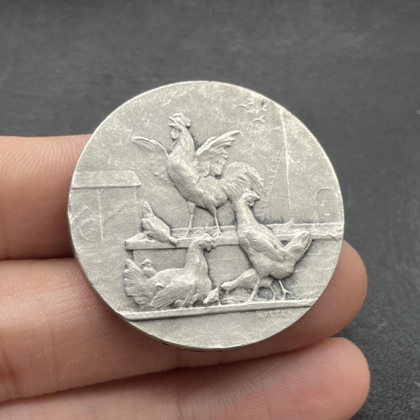 「木头集藏」章牌专场-第46期 Peter～法国昂赞家禽养殖银章  直径：36 mm，19.6 g，边铭：菱形厂标 ARGENT 野猪头银标，少见银章，如图边有微碰