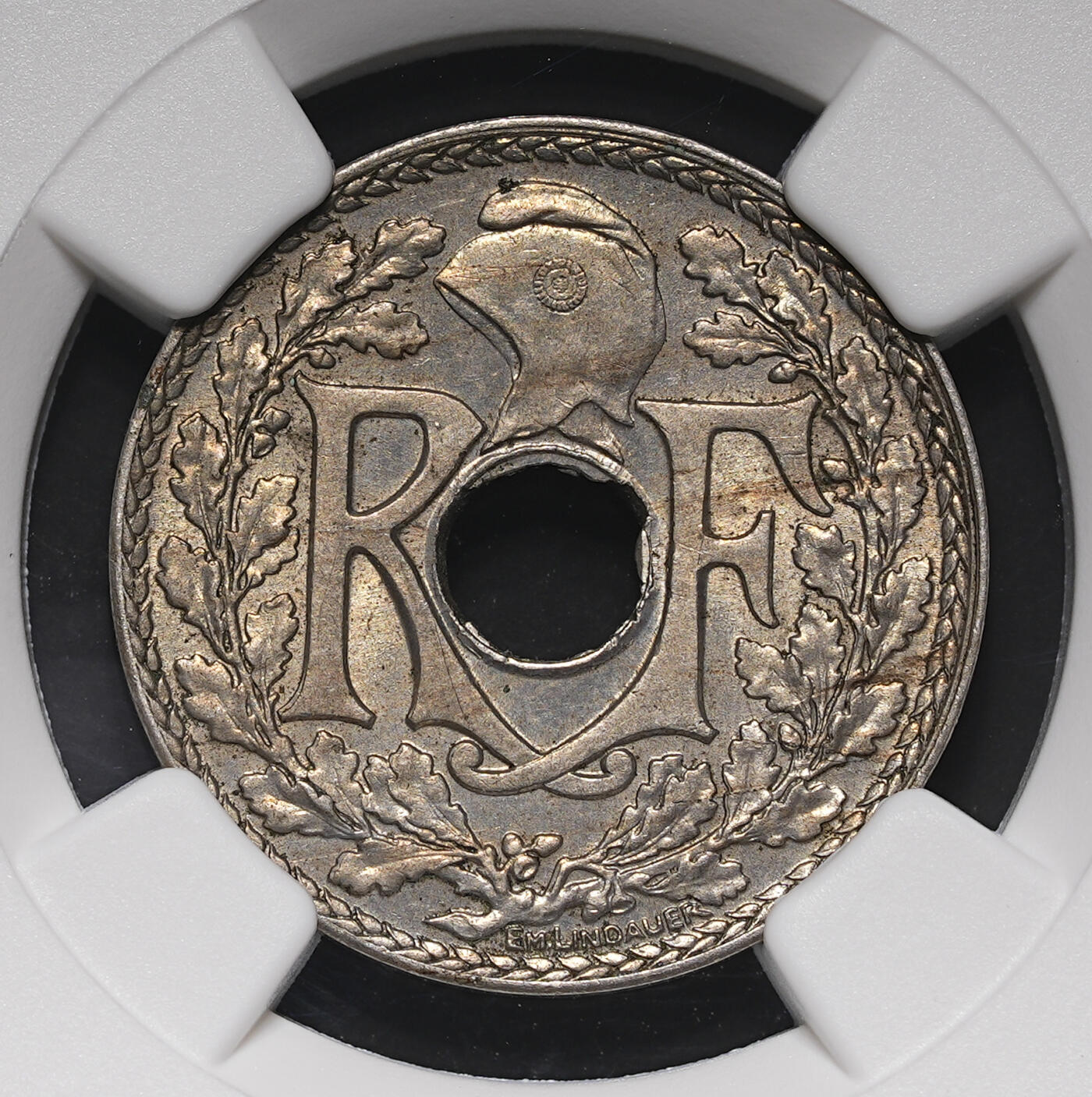 修遠堂世界钱币第三十八期 全场包邮 NGC MS64 1921年法国中孔10分