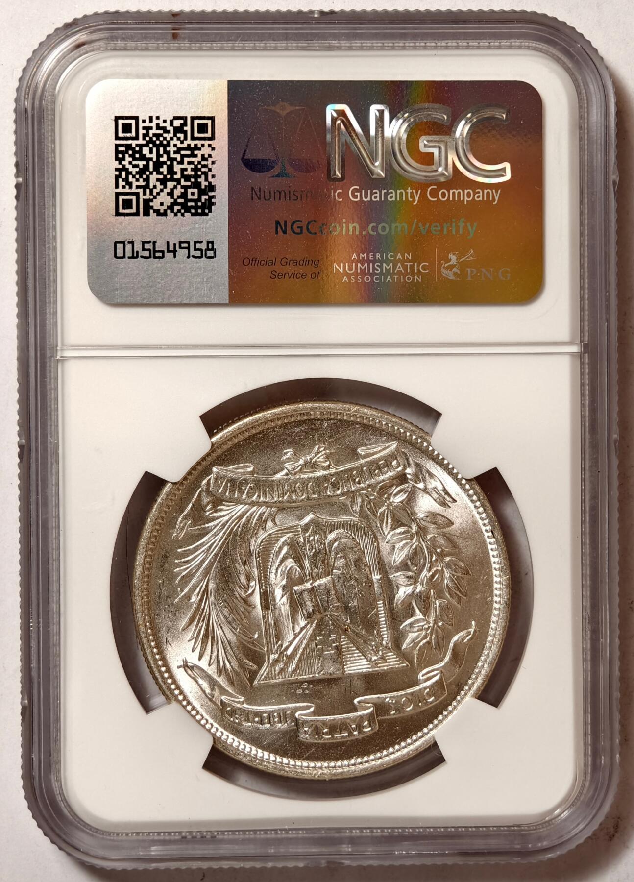 紫瑗钱币——第410期 多米加共和国 1952年 恢复共和国100年纪念币 NGC MS62