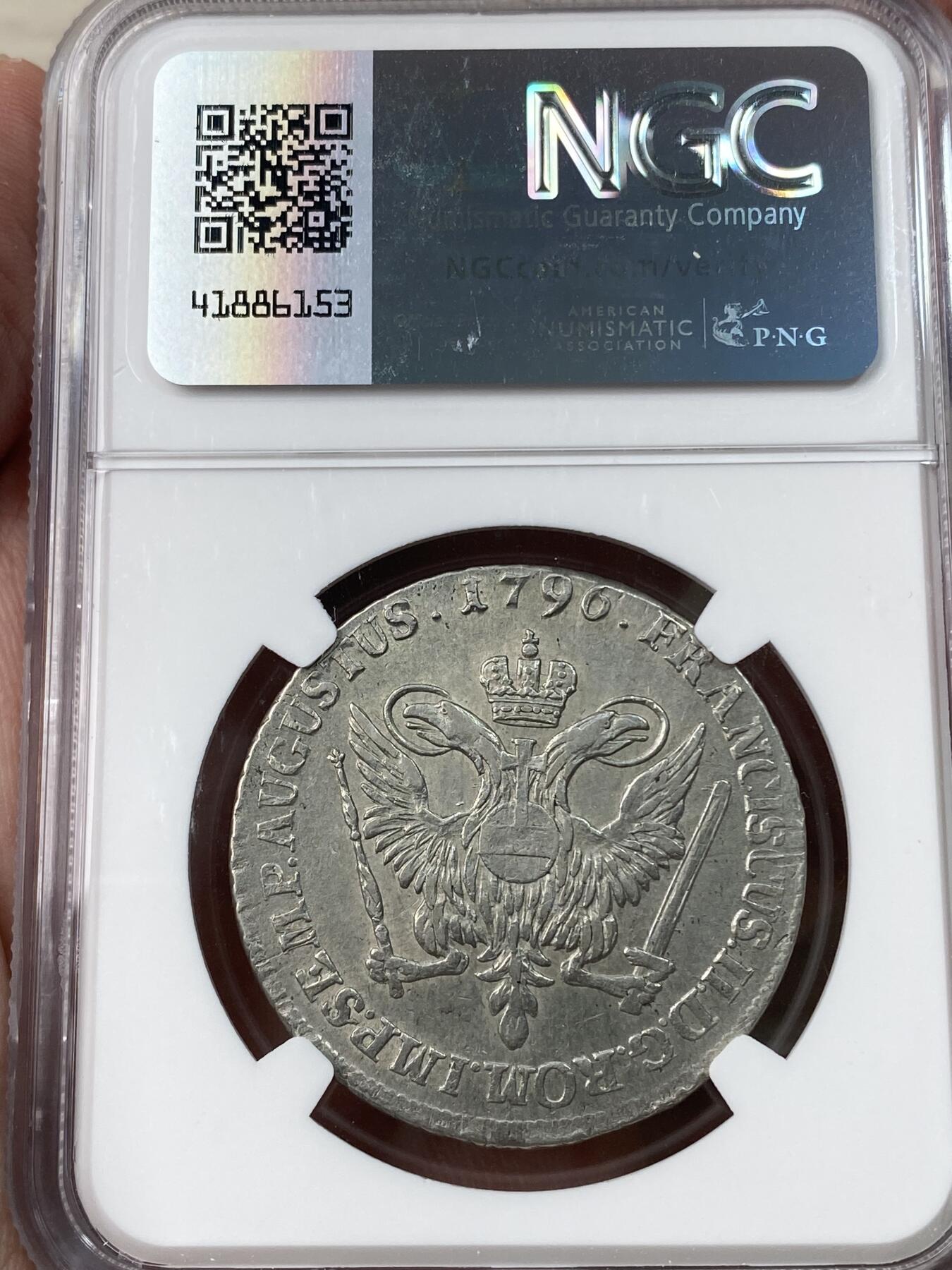 万国钱币拍卖第033期 NGC AU58 1796年德国汉堡自由市双头鹰32S大银币 淡彩原光 18.32g 35mm