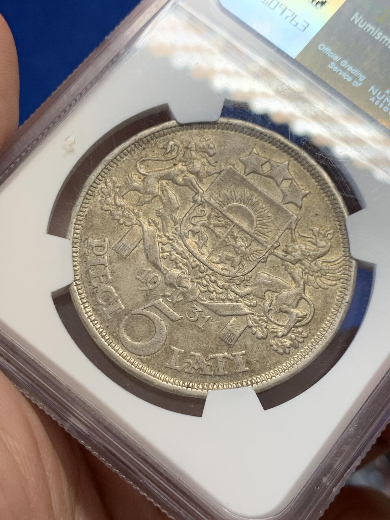 《竞宝斋》第303场   周日，周一 2场连拍 （全场包邮） NGC MS62 拉脱维亚1931年5拉特大银币