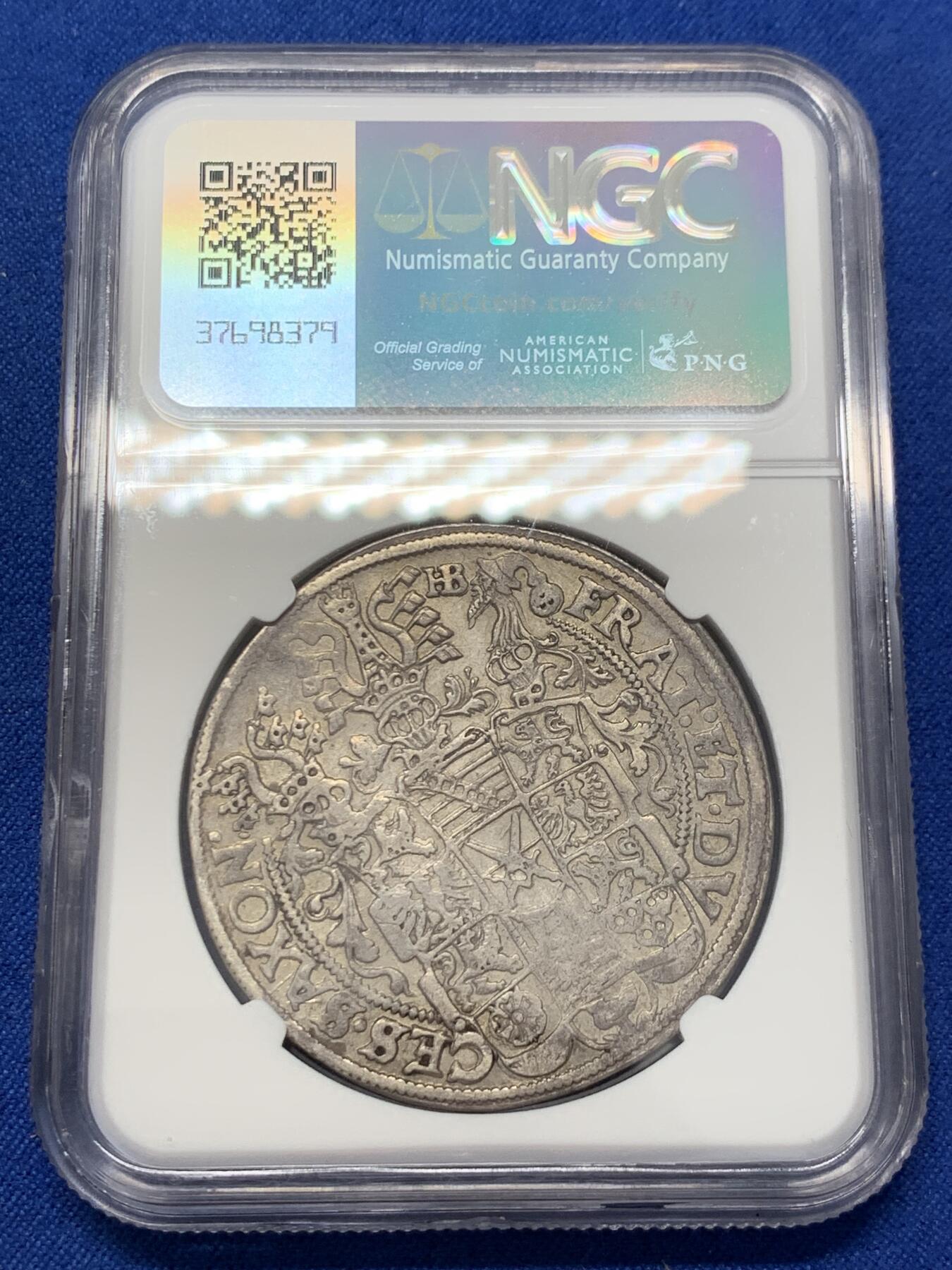 《竞宝斋》第303场   周日，周一 2场连拍 （全场包邮） NGC VF35 德国萨克森 1594年三兄弟1泰勒银币 状态良好，表情细节都清晰，虽说是四百多年老泰勒了，仍旧带有出色的光泽和包浆, 至少xf45以上的品相