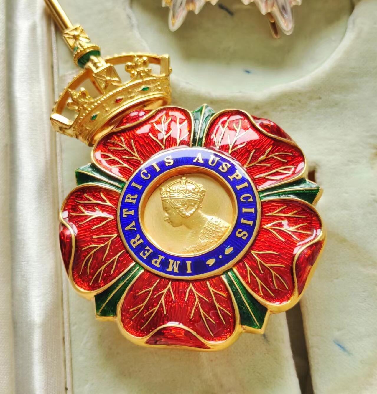 RimeNova韵星2024军品类秋季拍卖会-- RimeNova 2024 Autumn Militaria Sale 英国骑士指挥官级金质印度帝国勋章（kcie）带原盒一套