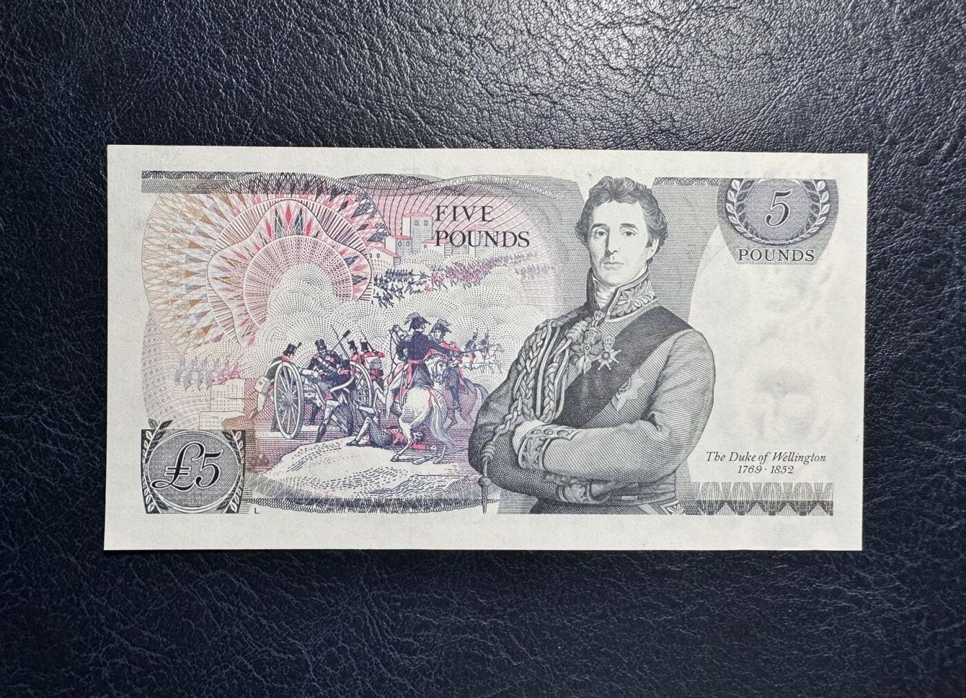 收藏联盟Quantum Auction 第373期拍卖  英国1973-80年5镑 品相UNC  票面轻微瑕疵 号码无4  威灵顿公爵