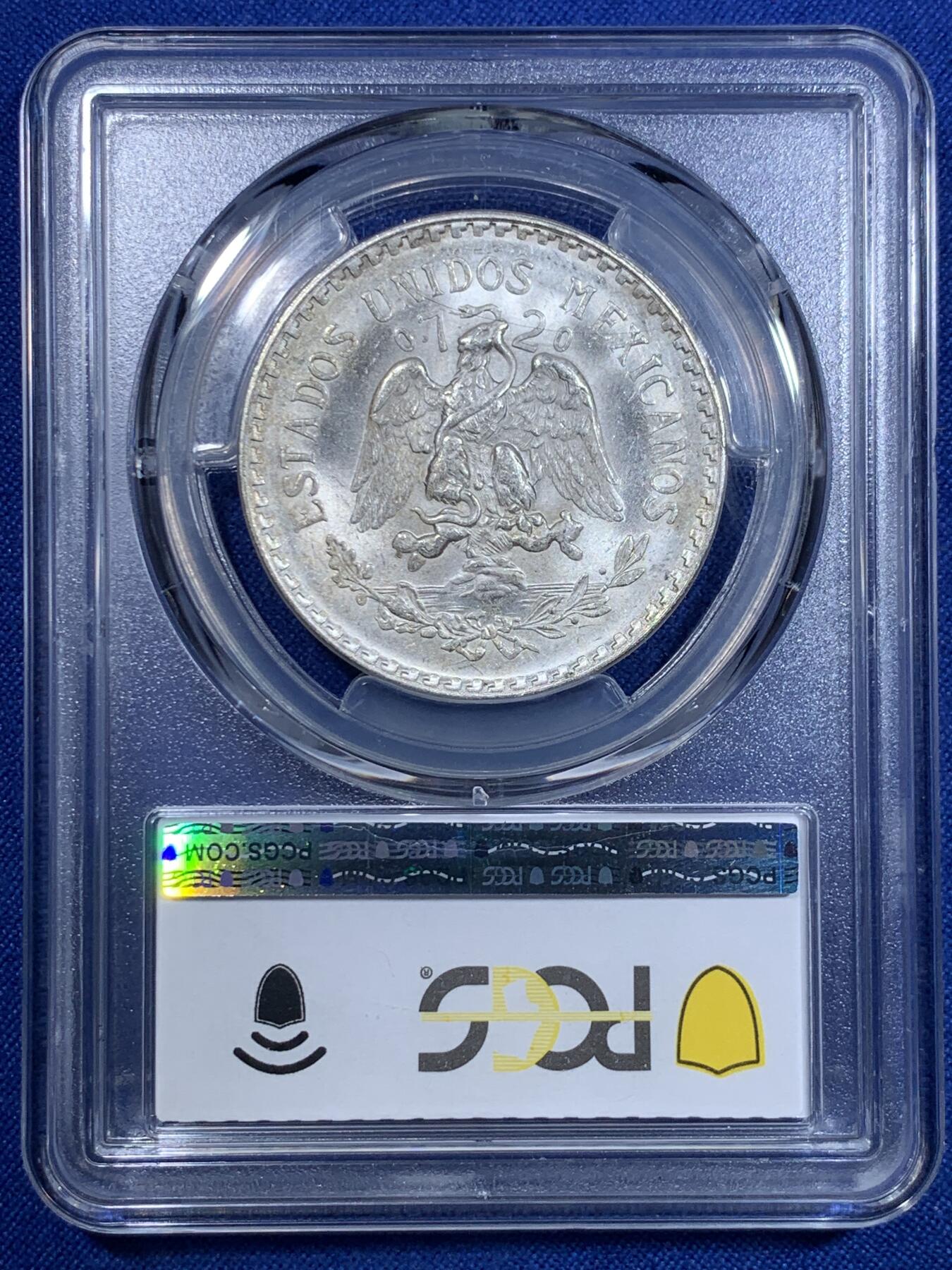 《竞宝斋》第303场   周日，周一 2场连拍 （全场包邮） PCGS MS66 墨西哥1944年1比索银币 小鹰洋 高分好品