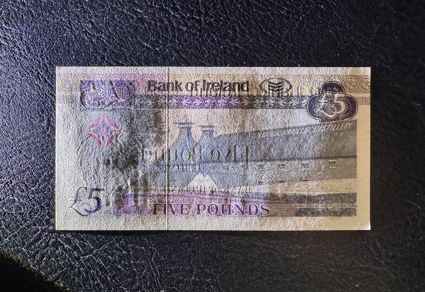 收藏联盟Quantum Auction 第373期拍卖  北爱尔兰2008年5镑 品相UNC 号码无4 布什米尔酒厂纪念