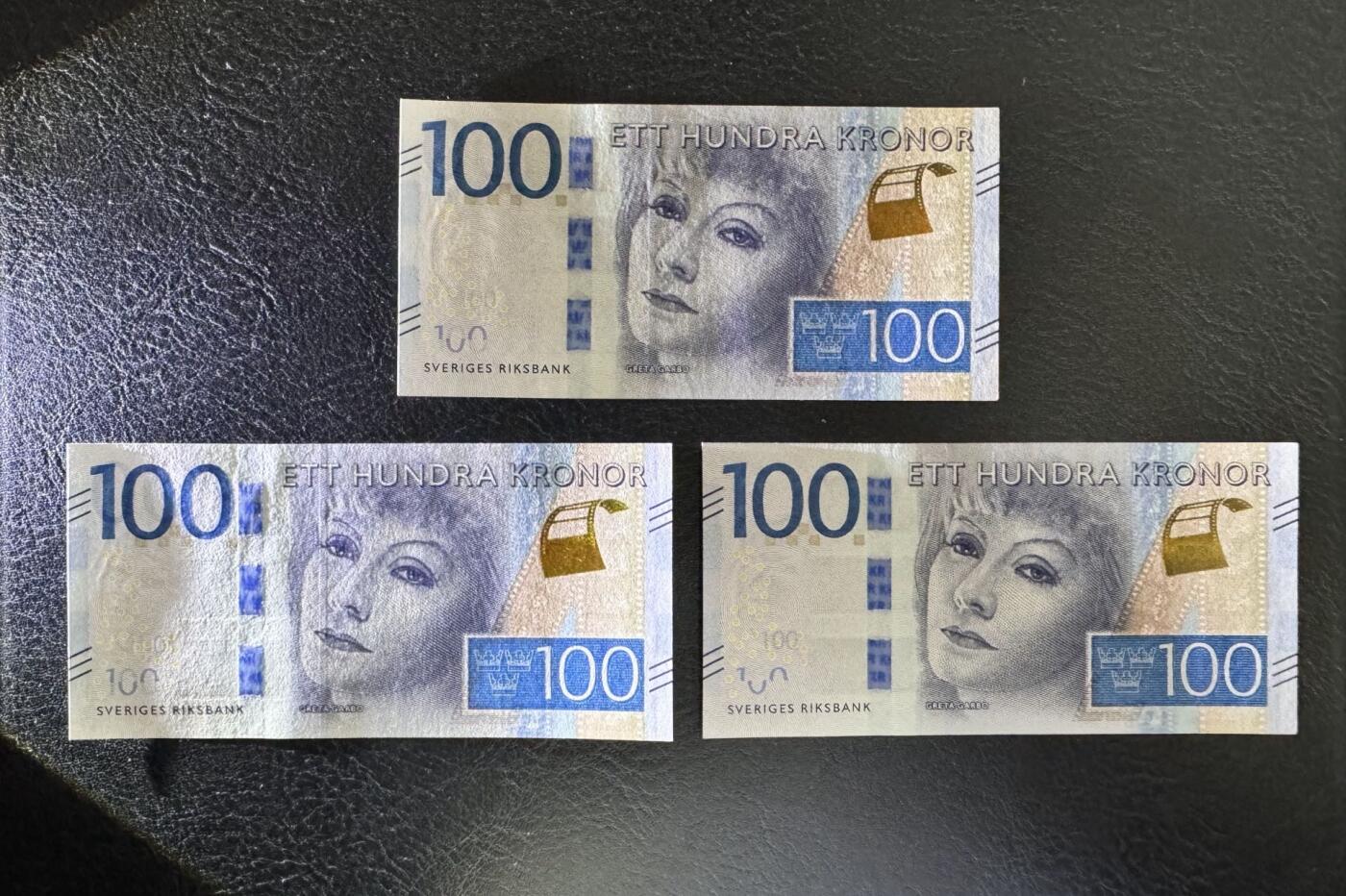 收藏联盟Quantum Auction 第373期拍卖  瑞典2016年100克朗三张 品相UNC 女星葛泰丽.嘉宝 