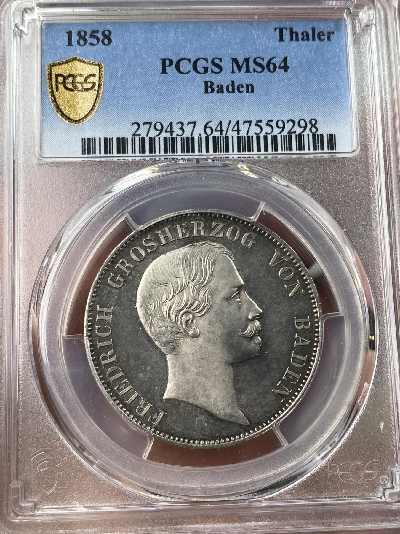 万国钱币拍卖第033期 PCGS MS64 1858年德国巴登双狮鹫护盾流通1泰勒 经典小邦品种 丝绸底板 原味转光 BU品相难度极大 PC唯一亚军分 MS记录仅有6枚