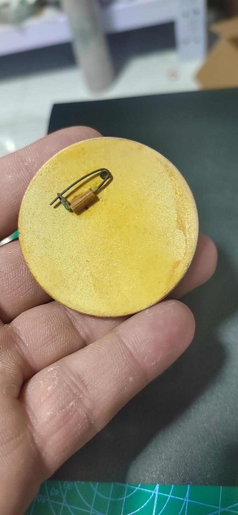 毛主席像章专场，都是竹制章和陶瓷章 🔥🔥竹制章🔥🔥毛主席像章，51.3毫米