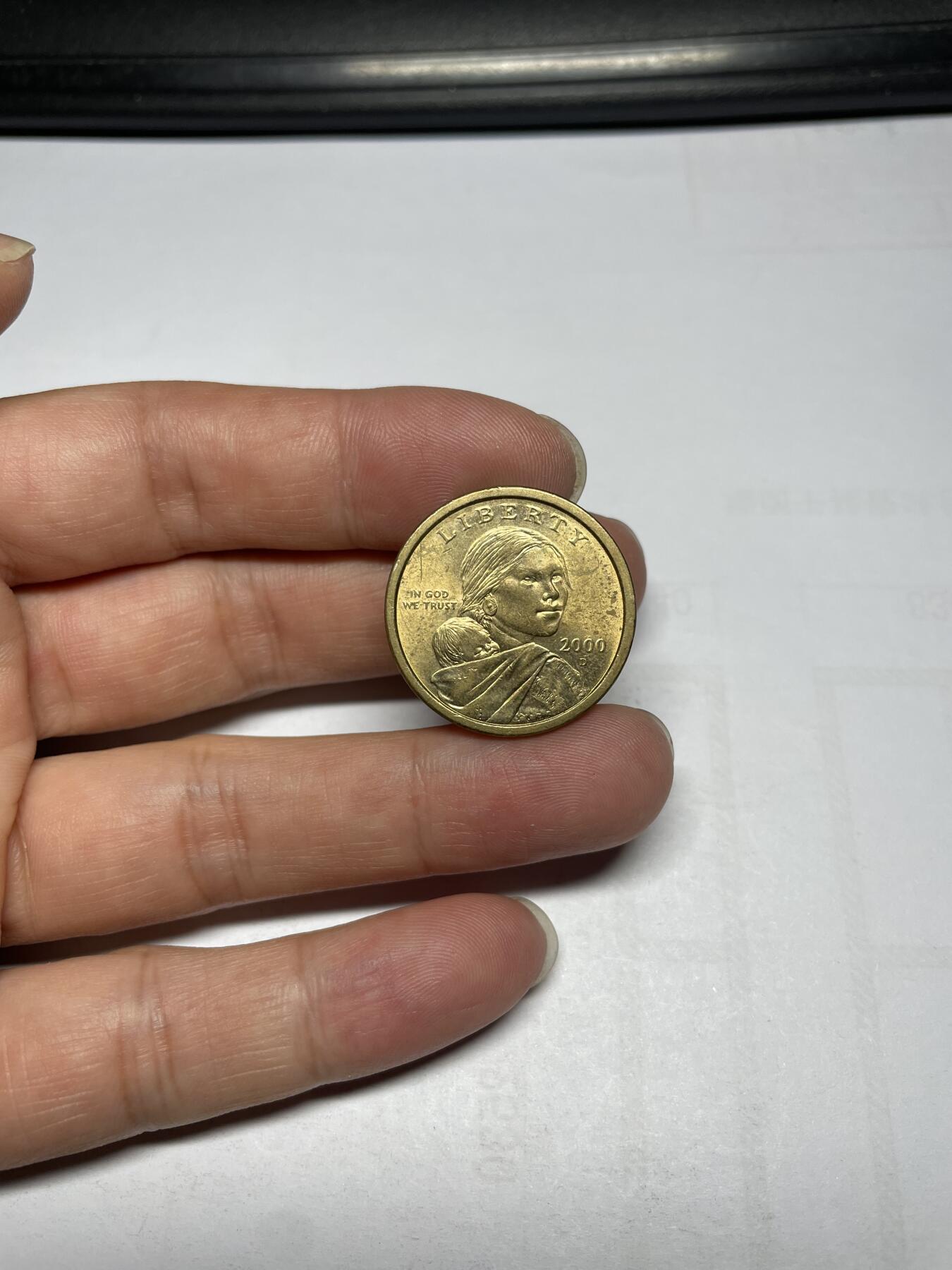 每日一拍，2024年集古藏今外币拍卖第十四期-第4场—（总第134拍），可以寄存60天，满160元包邮。 2000年美国一美元