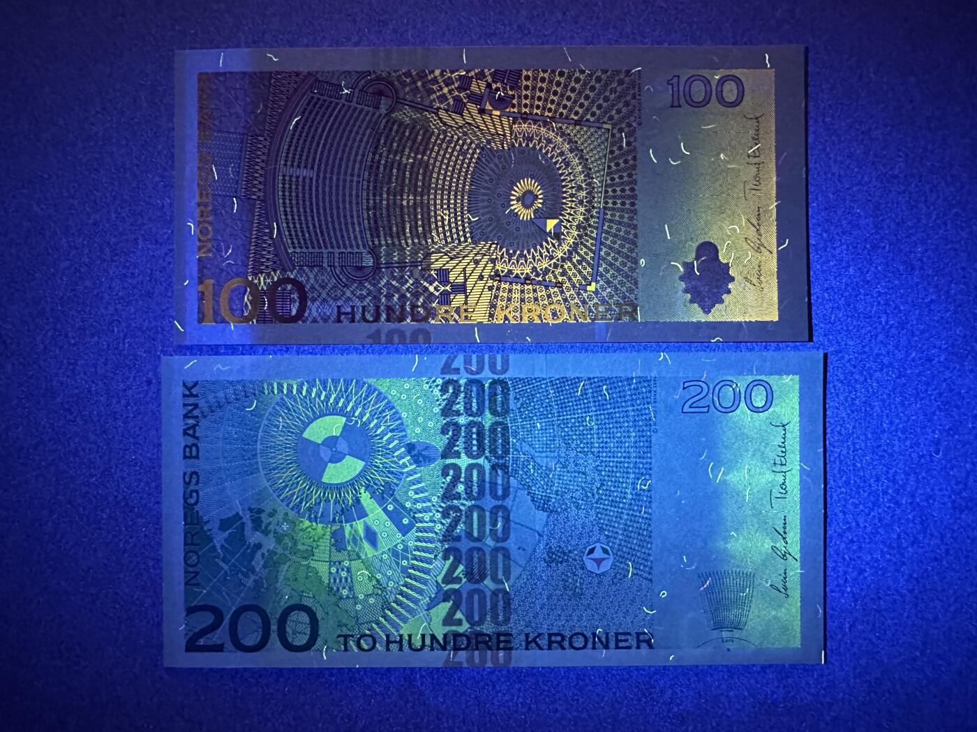 《张总收藏》166期-周日外币精品 挪威100、200克朗2张 UNC