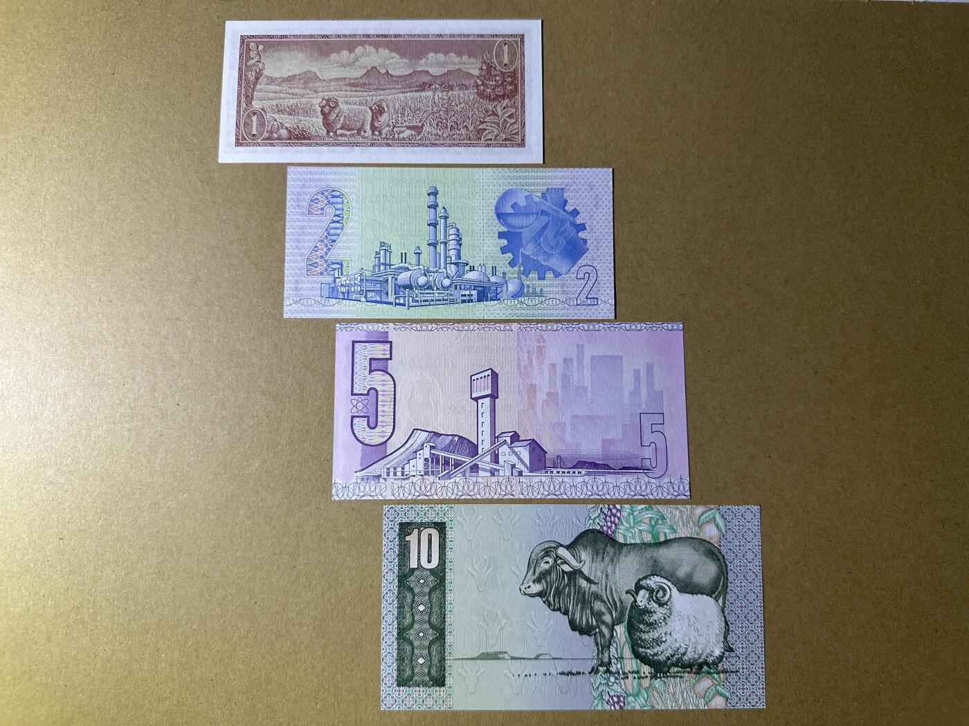 《张总收藏》166期-周日外币精品 南非1、2、5、10兰特4张 UNC 1973-1994年版 荷兰开普敦发现者范里贝克