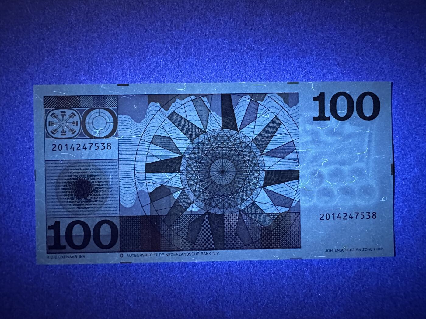 《张总收藏》166期-周日外币精品 荷兰100盾 AU 人像版大胖子 角有道不明显的暗折