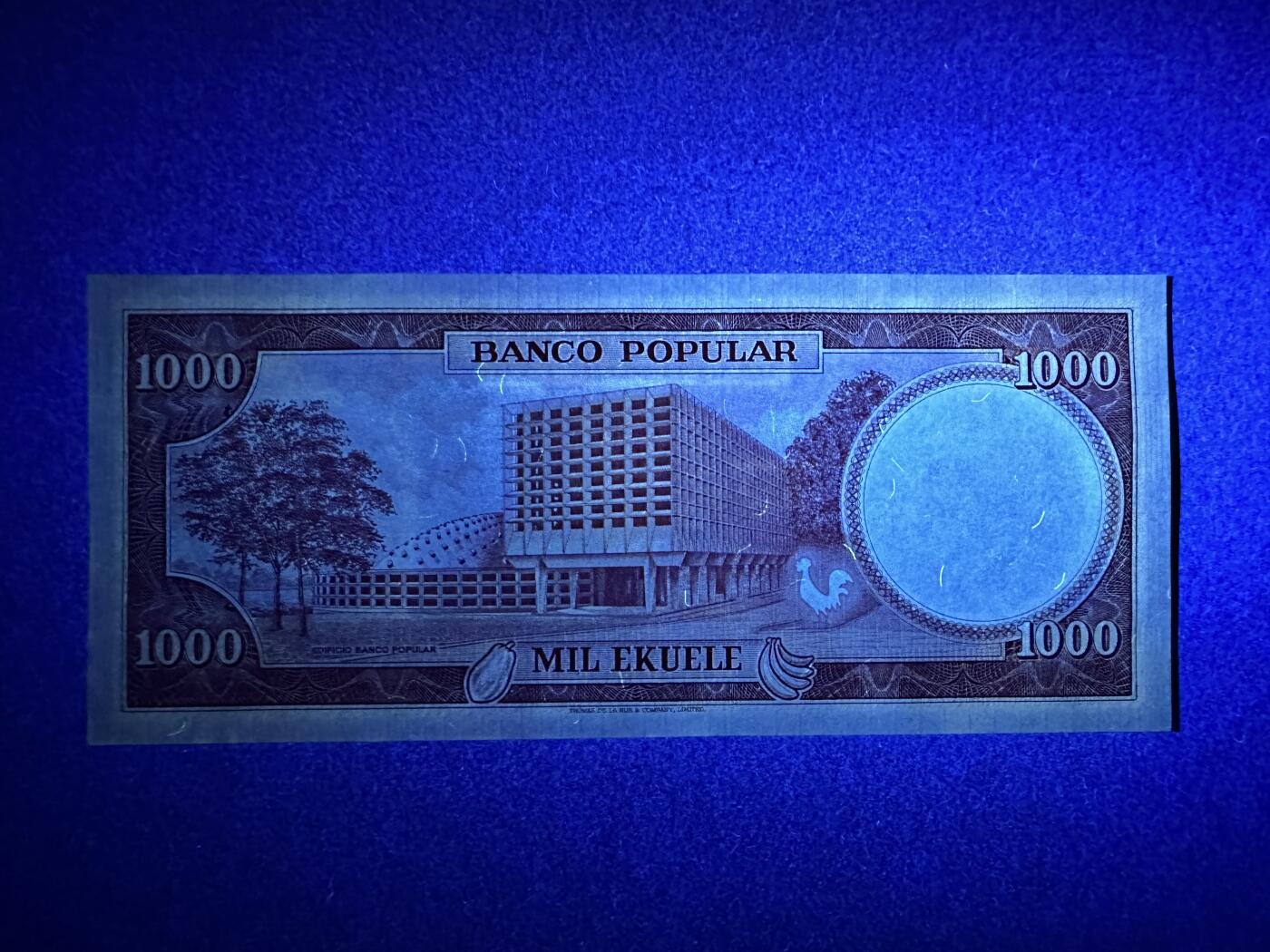 《张总收藏》166期-周日外币精品 赤道几内亚1000元 UNC 1975年老版本 最大面值 A1冠 无47