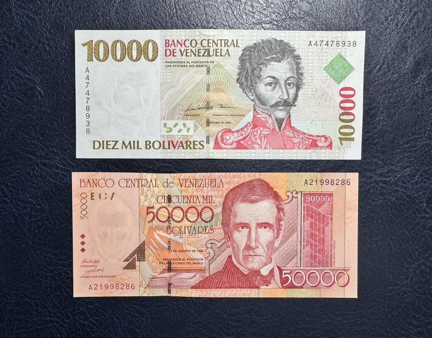 收藏联盟Quantum Auction 第374期拍卖  委瑞内拉1998年10000和50000玻利瓦尔首发A冠  品相全新UNC