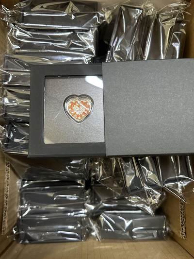 【金钰满堂钱币】拍卖第二十六期 金银币NGC评级币 纪念章 龙钞 - 纽埃2024年情人节心形镶嵌水晶纪念银币
