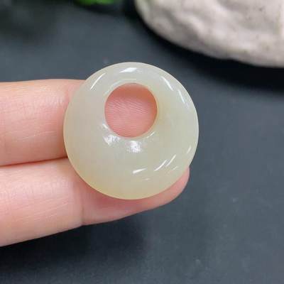 颜紫熹品牌新疆和田玉专场第11期 - 和田玉白玉仿古平安锁吊坠