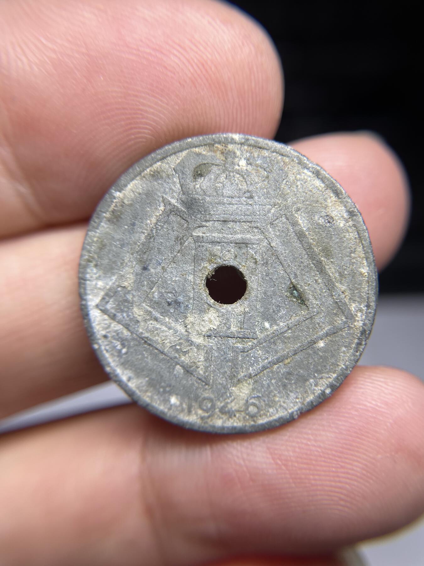 每日一拍，2024年集古藏今外币拍卖第十四期-第6场—（总第136拍），可以寄存60天，满160元包邮。 1946 年比利时25分