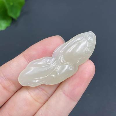 颜紫熹品牌和田玉福利专场第1期 - 和田玉白玉小鱼玉衡吊坠