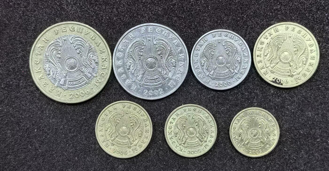 北京马甸外国币专卖微拍第126期，外国非贵金属纪念币，流通币专场，陆续上新，欢迎关注 哈萨克斯坦