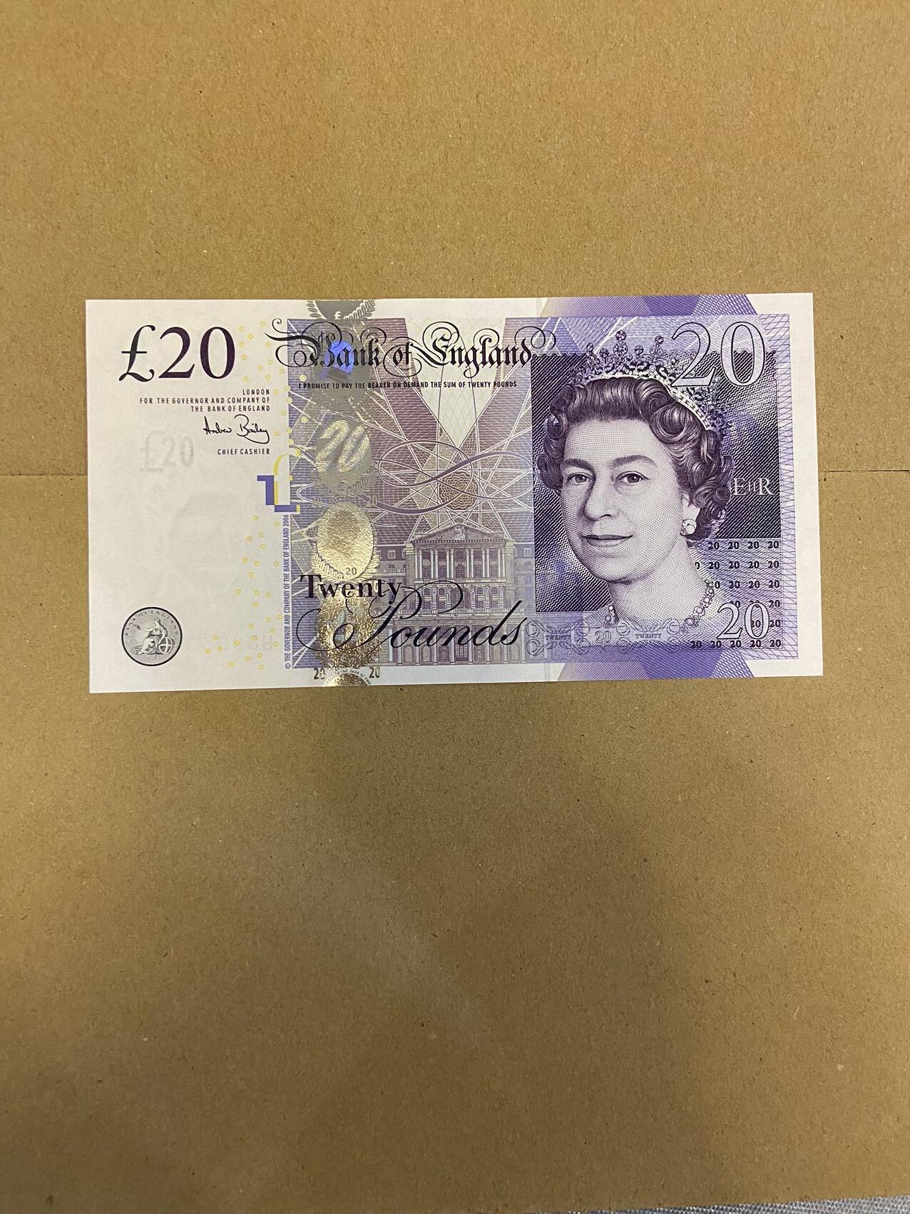 【炜奕收藏】，第十三期，裸钞评级币 英国F序列20磅，unc品相
