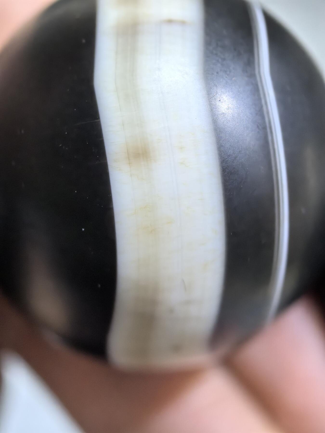 一线药师大佛珠手持 孤品，每颗直径在3.3左右 尺寸:3.3cm 共18颗