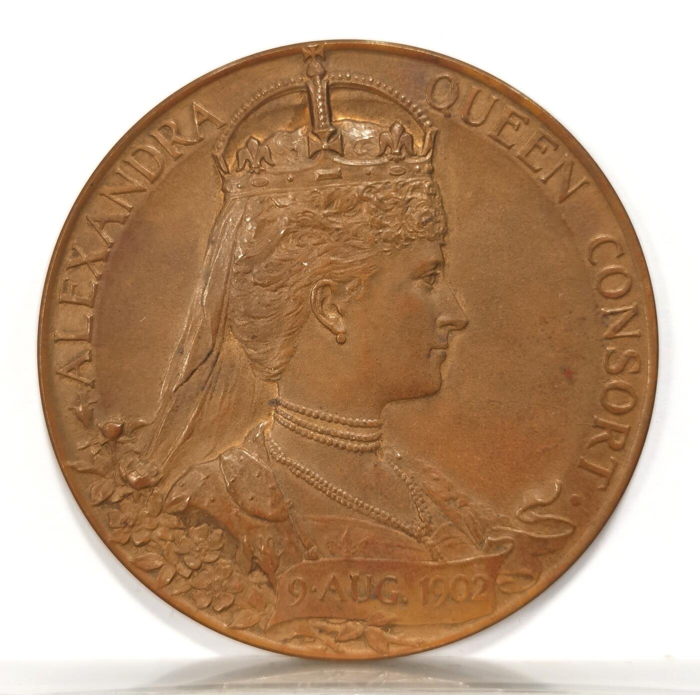 博洋堂世界钱币拍卖第090期（全场包邮） 英国1902年爱德华七世夫妇加冕典礼大铜章，56MM，81.6克，UNC，老藏家说明纸