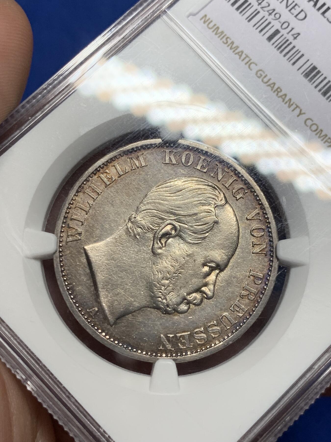 《竞宝斋》第305场   周日，周一 2场连拍 （全场包邮） NGC AUD 1866年德国普鲁士威廉一世1泰勒银币