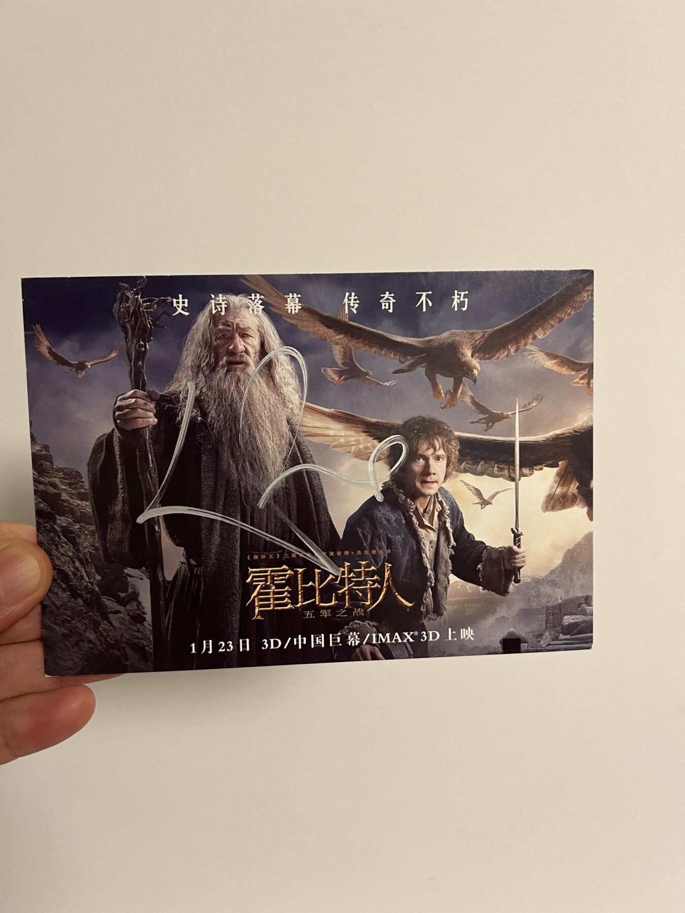 零元拍：《霍比特人》黑森林精灵王瑟兰迪尔的饰演者李·佩斯亲笔签名电影宣传卡