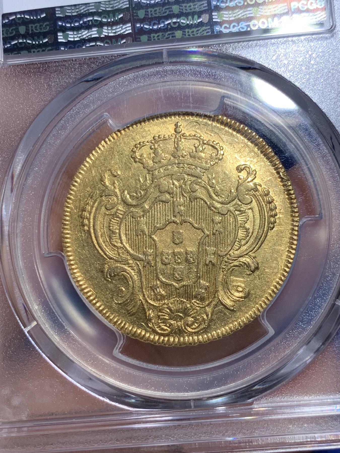 《竞宝斋》第305场   周日，周一 2场连拍 （全场包邮） PCGS AU55 1794年葡属巴西6400R大金币 首位葡萄牙女王玛丽亚一世 金光耀眼 直径大 非常漂亮  14.34g 917金