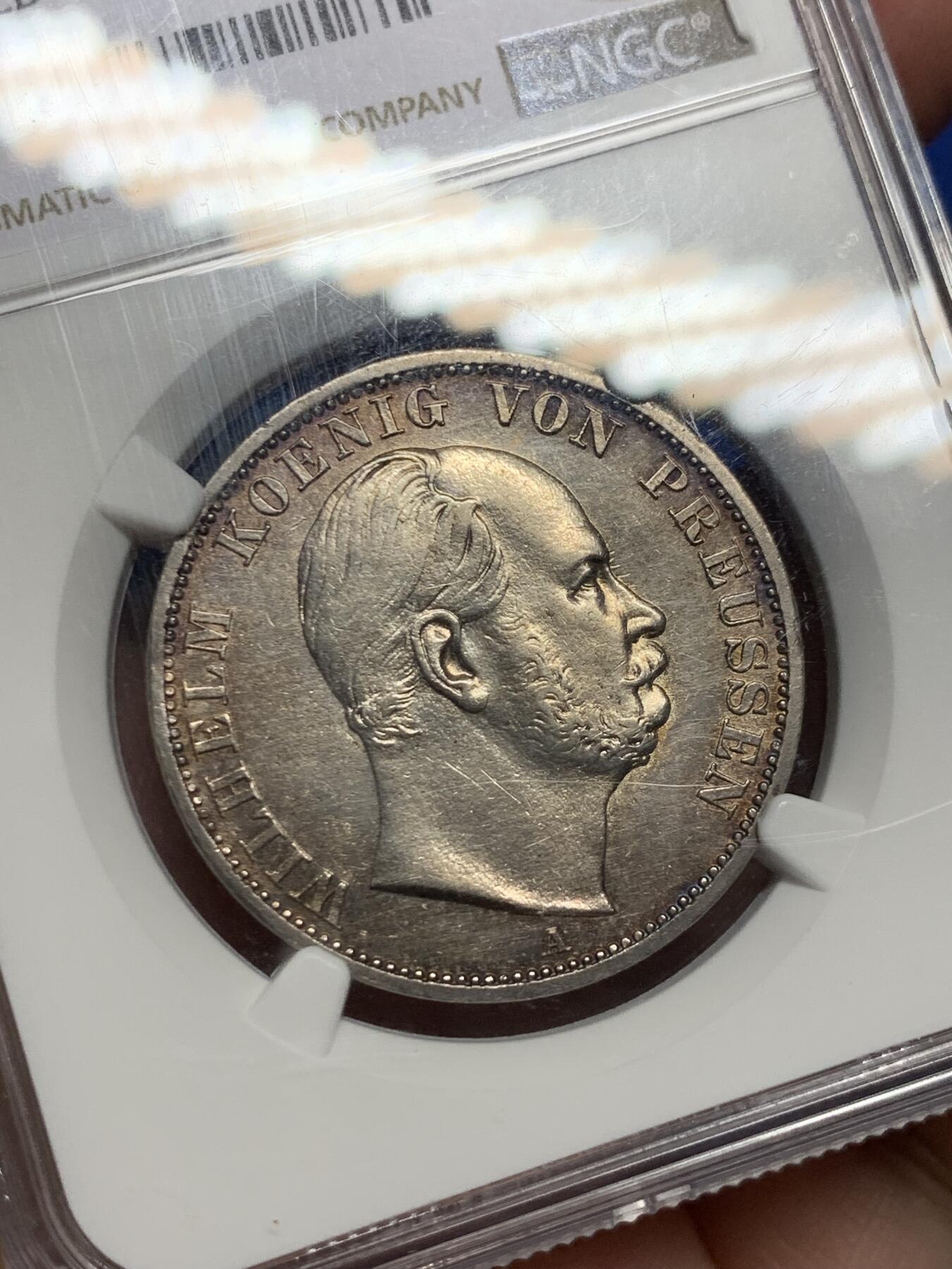 《竞宝斋》第305场   周日，周一 2场连拍 （全场包邮） NGC AUD 1866年德国普鲁士威廉一世1泰勒银币