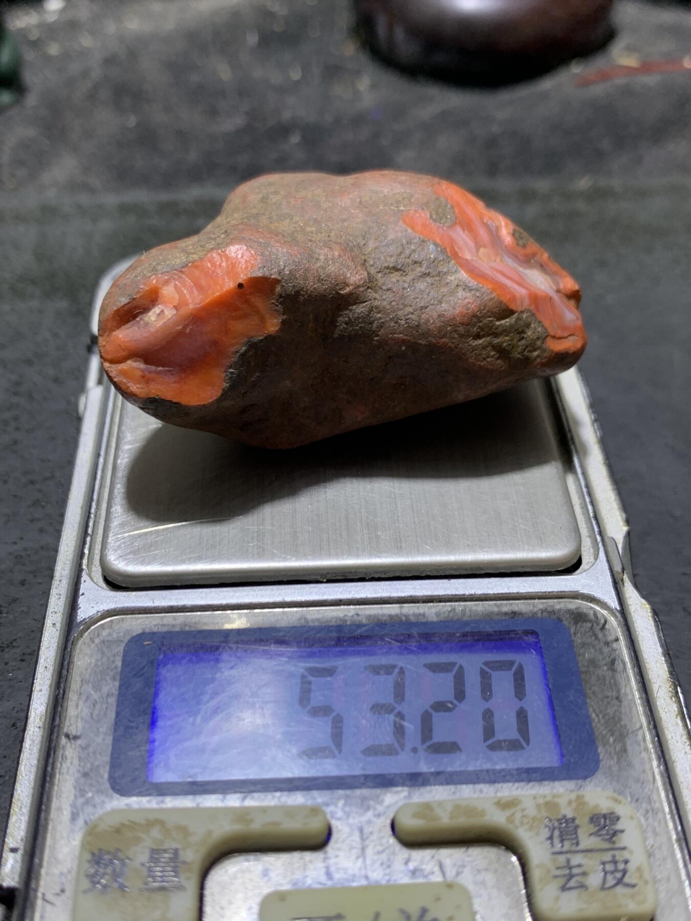 精美铁红双色皮冰飘千层纹开窗料南红玛瑙原石一颗