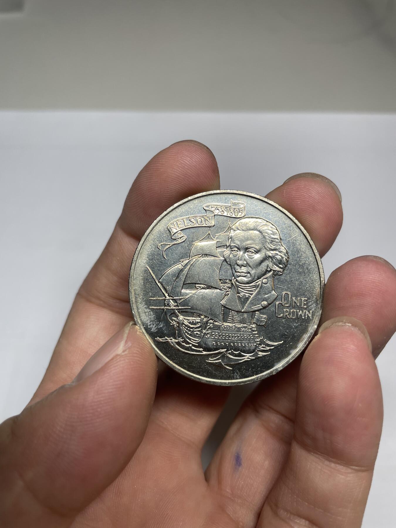 每日一拍，2024年集古藏今外币拍卖第十四期-第8场—（总第138拍），可以寄存60天，满160元包邮。  直布罗陀1980年纪念军事家纳尔逊逝世175周年克朗币