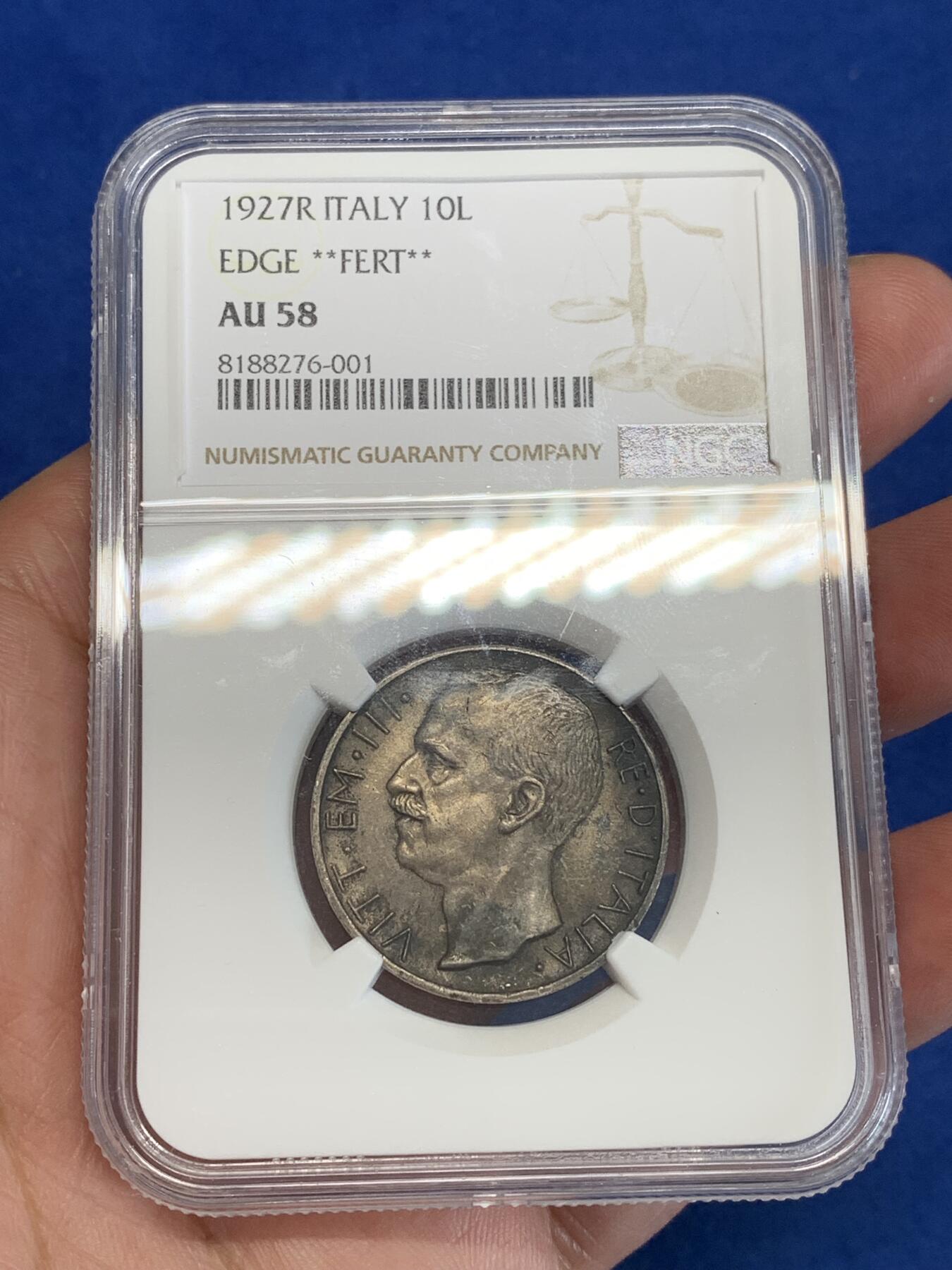 《竞宝斋》第306场   周日，周一 2场连拍 （全场包邮） NGC AU58 意大利1927年马车10里拉银币 底板丝滑，细节具在，起码是ms的状态，因为包浆较为厚重，严评了