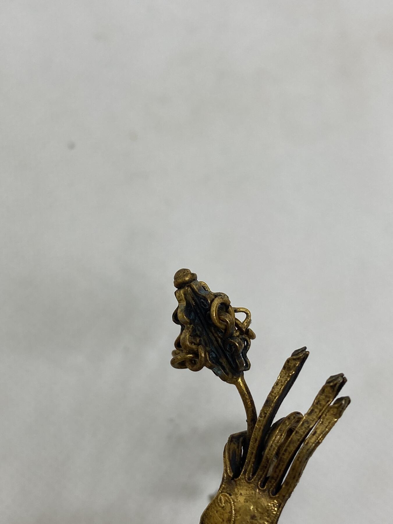 老银鎏金佛手簪子，尺寸13.8厘米，品相如图，1500包快递