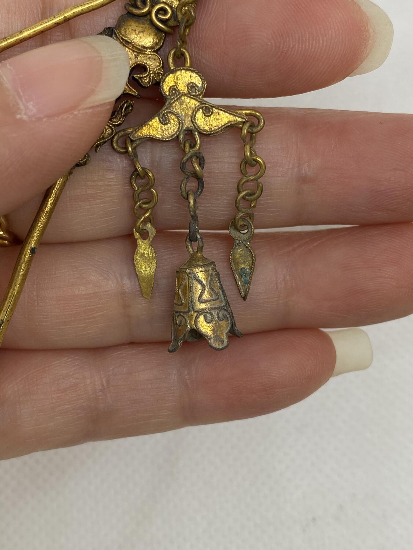 老银鎏金佛手簪子，尺寸13.8厘米，品相如图，1500包快递