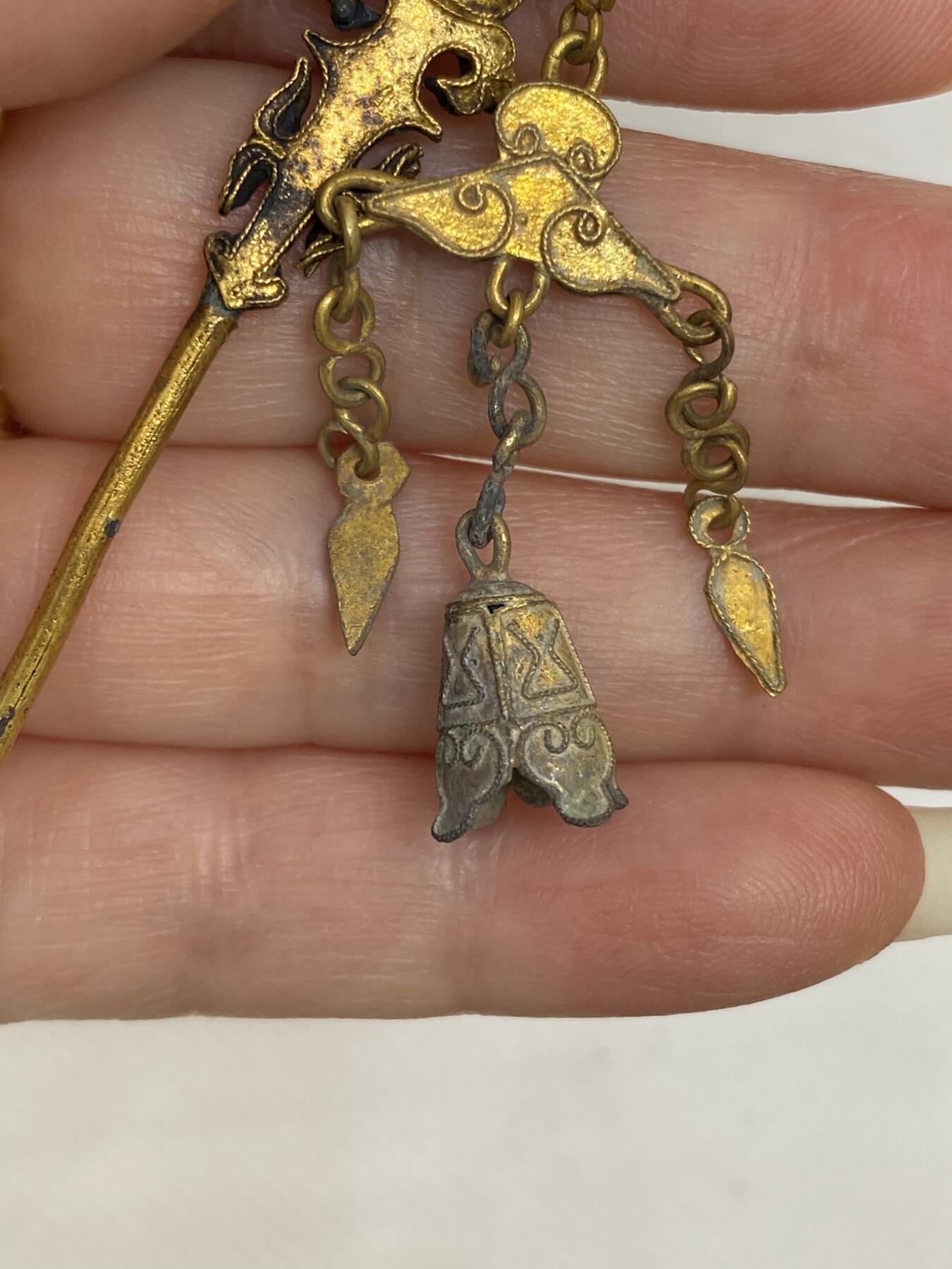 老银鎏金佛手簪子，尺寸13.8厘米，品相如图，1500包快递