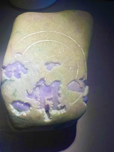 缅甸翡翠原石春料