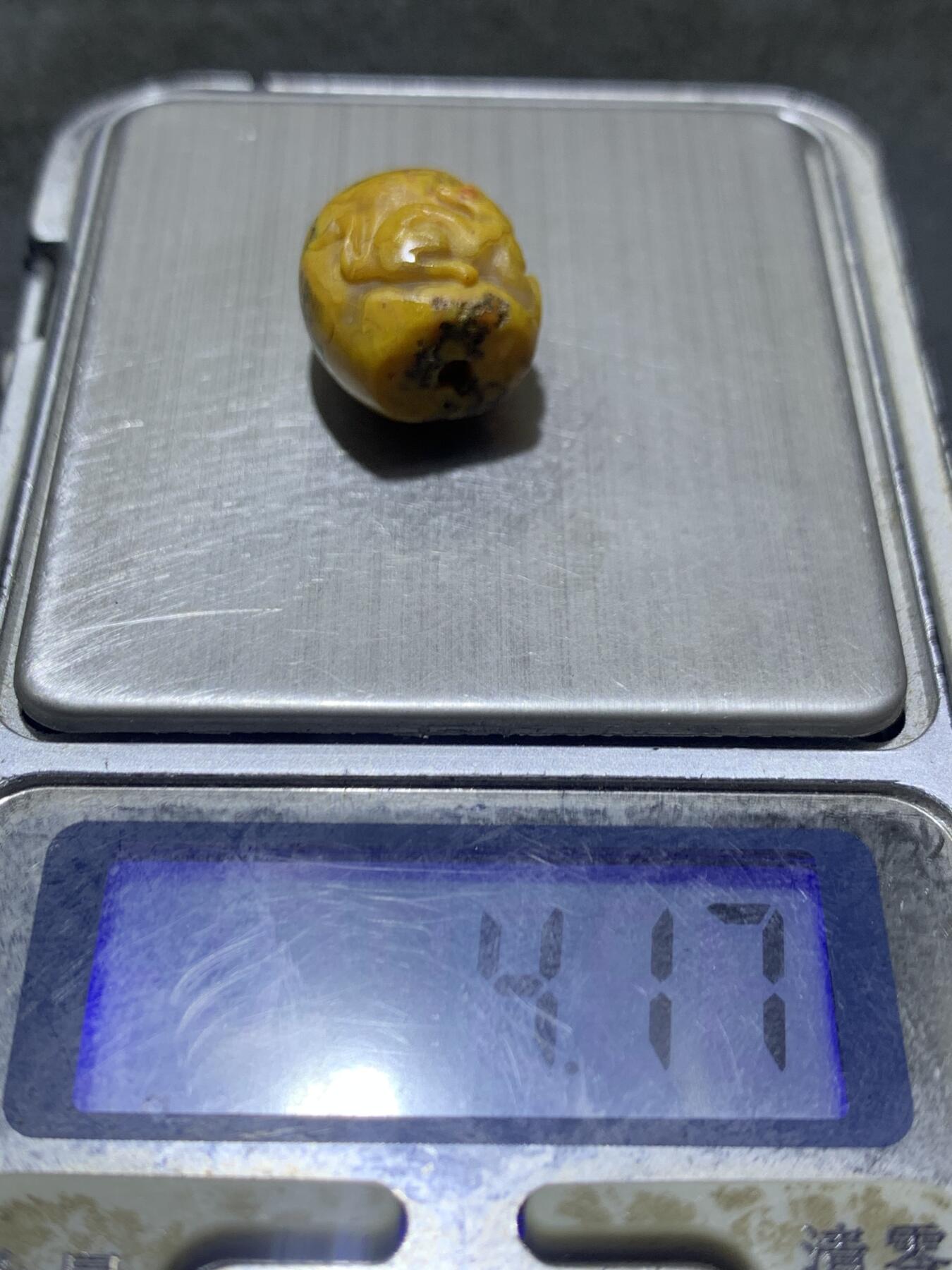亚光草花纹战国红玛瑙手工俏色巧雕鼠来宝勒子一个，