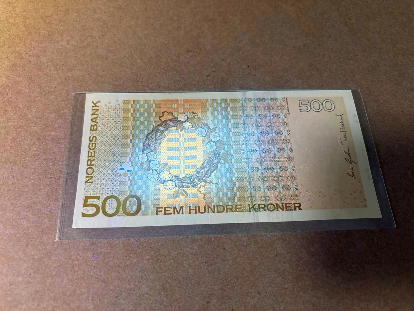 【Blue Auction】✨世界纸币精拍第542期【精】 【无47】挪威 500克朗 UNC-