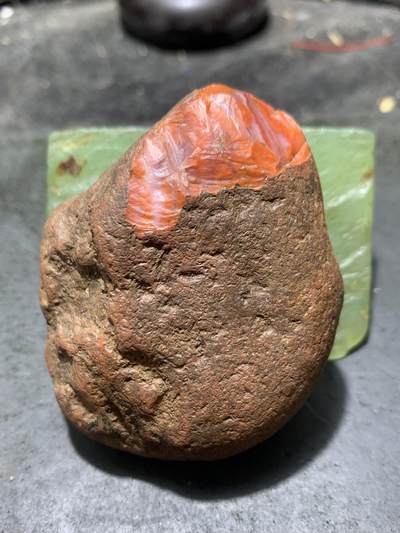 精美红皮开窗料南红玛瑙原石一颗， - 精美红皮开窗料南红玛瑙原石一颗，
