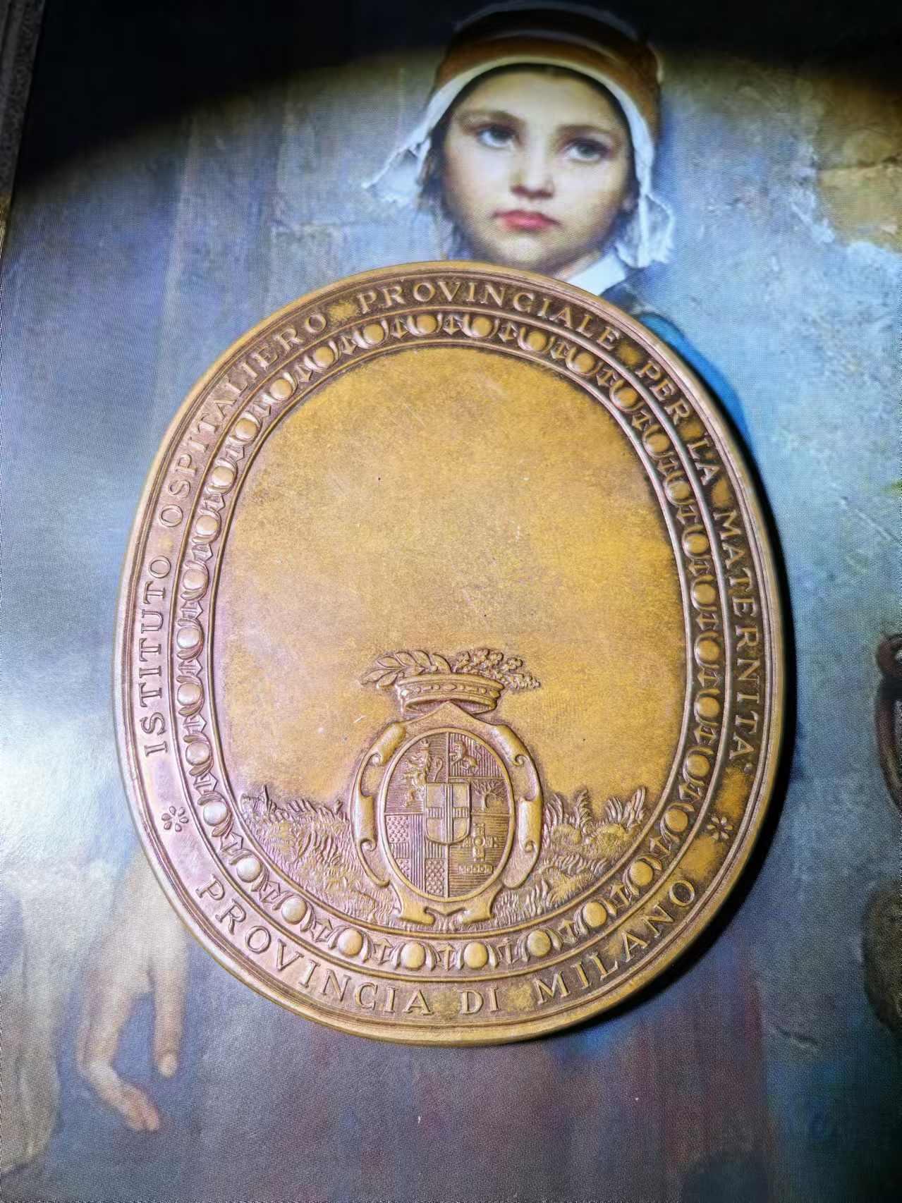 外国币章第二十五期 意大利铜章，米兰妇产医院研究所，90x76mm，重174g，Johonson出品，罕见