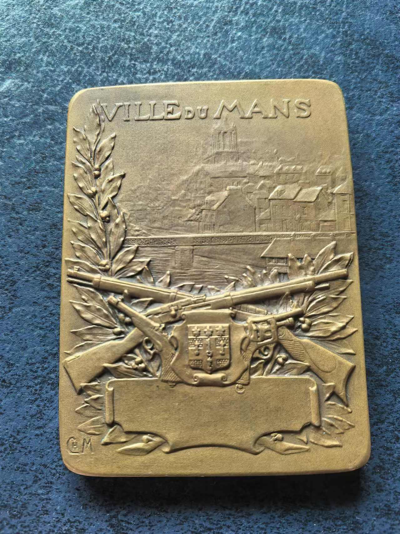 外国币章第二十五期 1909年法国射击节铜章，高浮雕人物立体，60x44mm