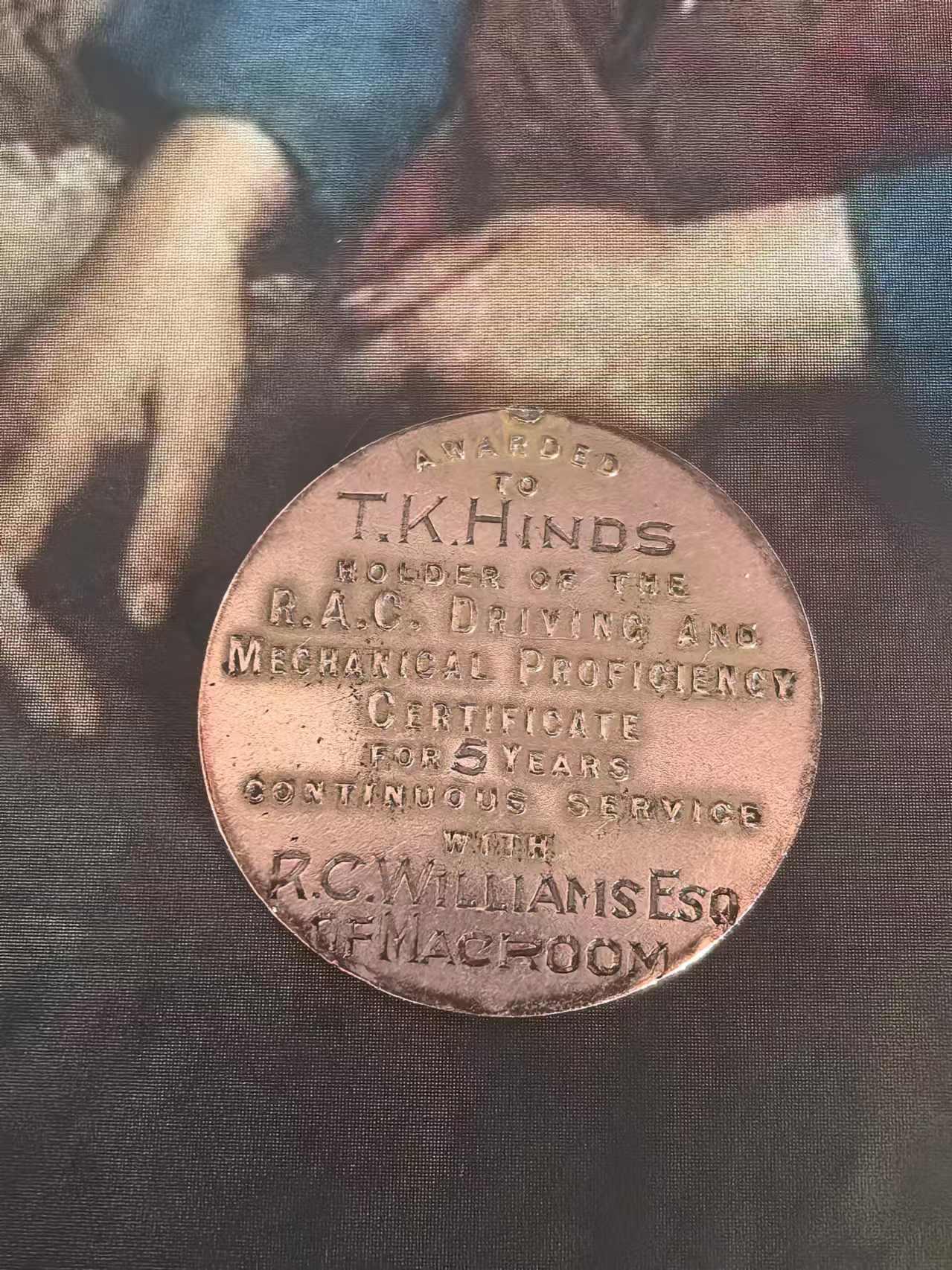 外国币章第二十五期 英国皇家汽车俱乐部徽章，爱德华七世，黄铜27mm