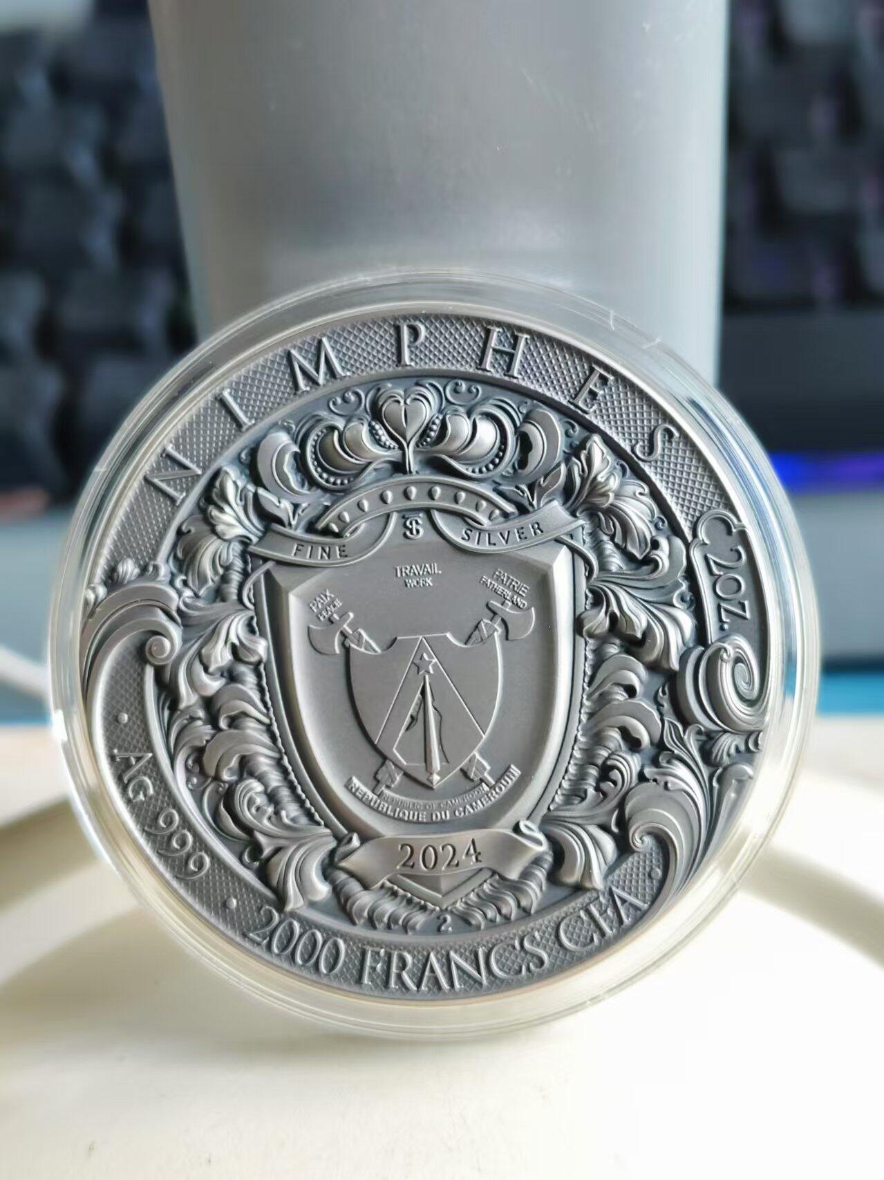 第187期拍卖 【海寧潮】喀麦隆2024年希腊神话女神宁芙2盎司仿古镀金纪念银币，999银，发行量500枚