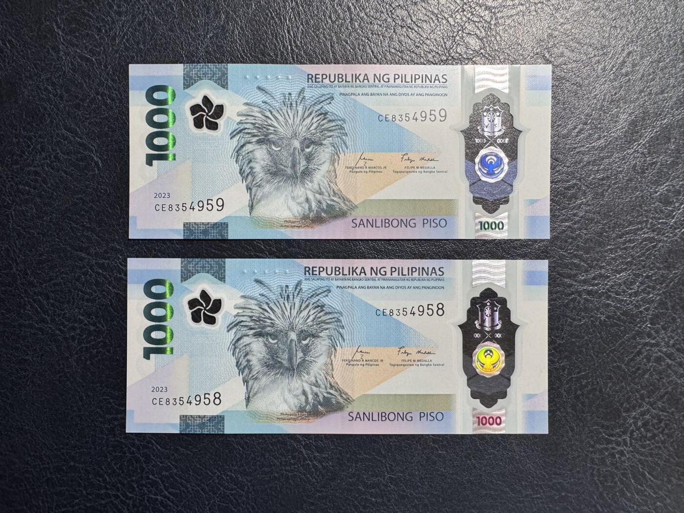 收藏联盟Quantum Auction 第376期拍卖  菲律宾2022年1000比索两张 品相全新UNC 获奖作品 国鸟 食猿雕