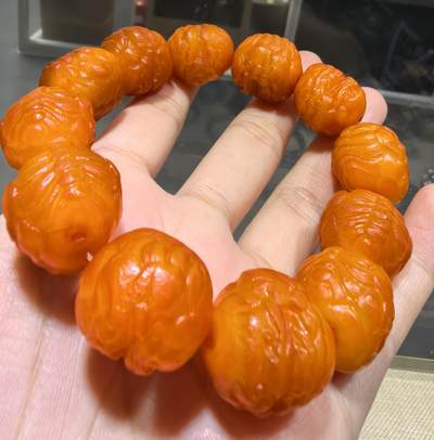 油润十足，精雕细刻，可见天然生长纹！尺寸:2.0cm*1.8cm！ - 油润十足，精雕细刻，可见天然生长纹！尺寸:2.0cm*1.8cm！