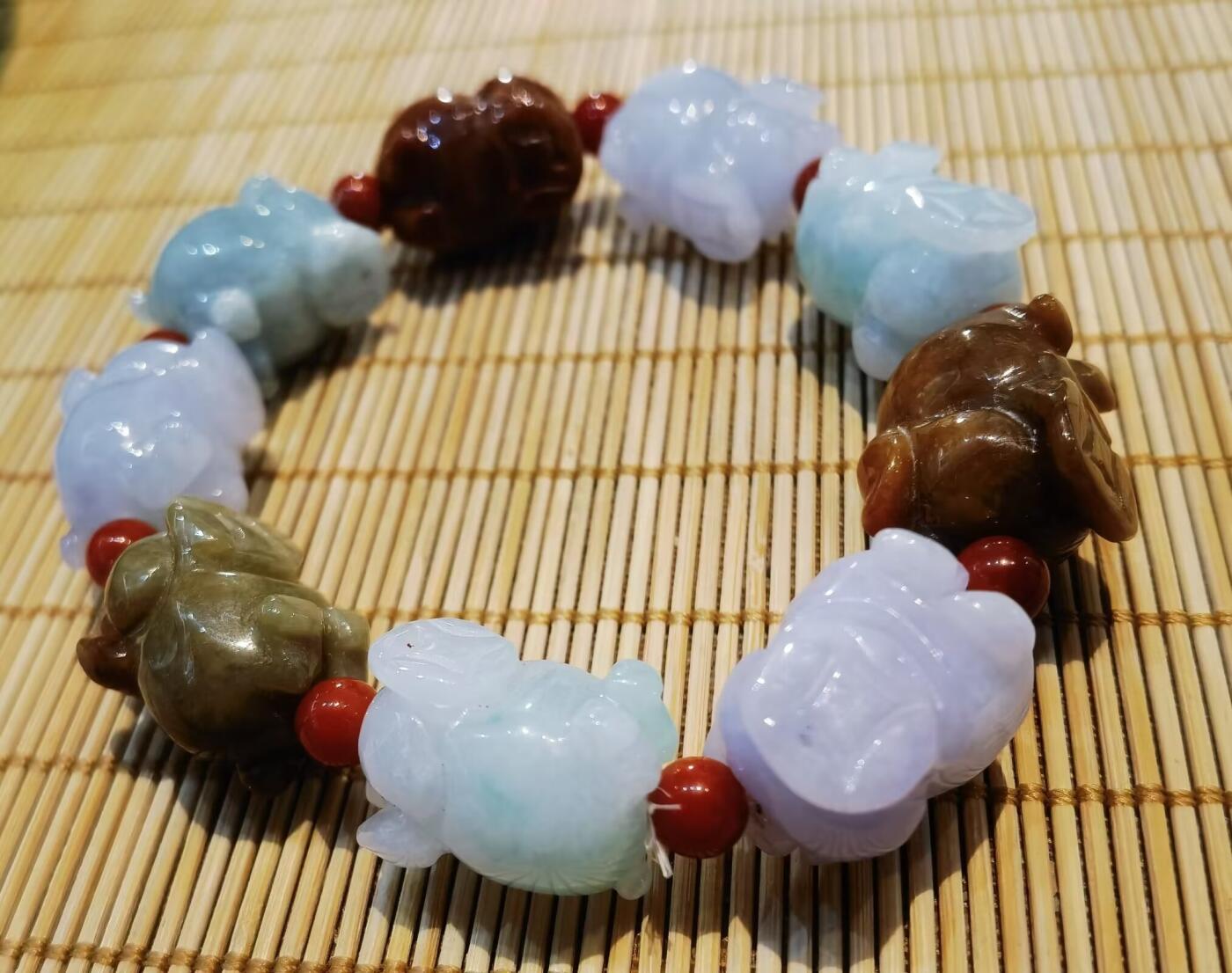 纯天然A货翡翠多宝福猪手串男款