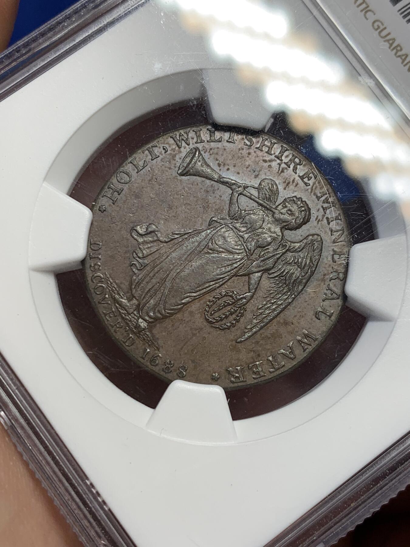 《竞宝斋》第307场   周日，周一,周二 3场连拍 （全场包邮） NGC MS62BN 英国1790威尔特郡吹笛天使1/2P铜代币 季军分，更高分仅有两枚。