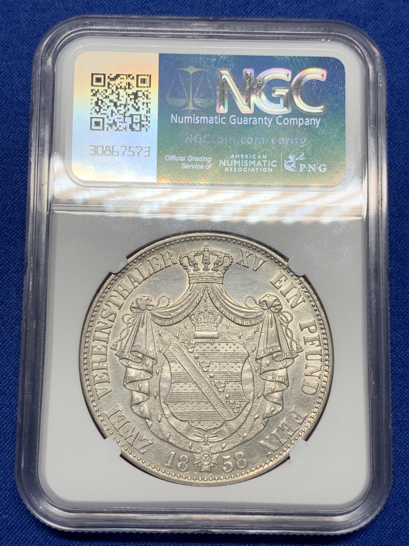 《竞宝斋》第307场   周日，周一,周二 3场连拍 （全场包邮） NGC UNC 德国 1858 萨克森 约翰一世 2泰勒 37克的大银币 底板光洁 细节非常出众